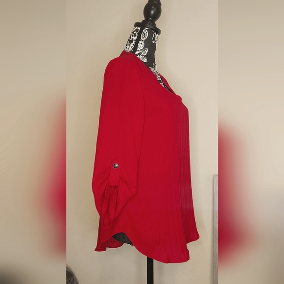 Maurices xs red blouse - Picture 4 of 5